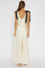 New York Minute Bow Shoulder Dress Oyster