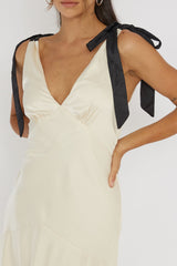 New York Minute Bow Shoulder Dress Oyster